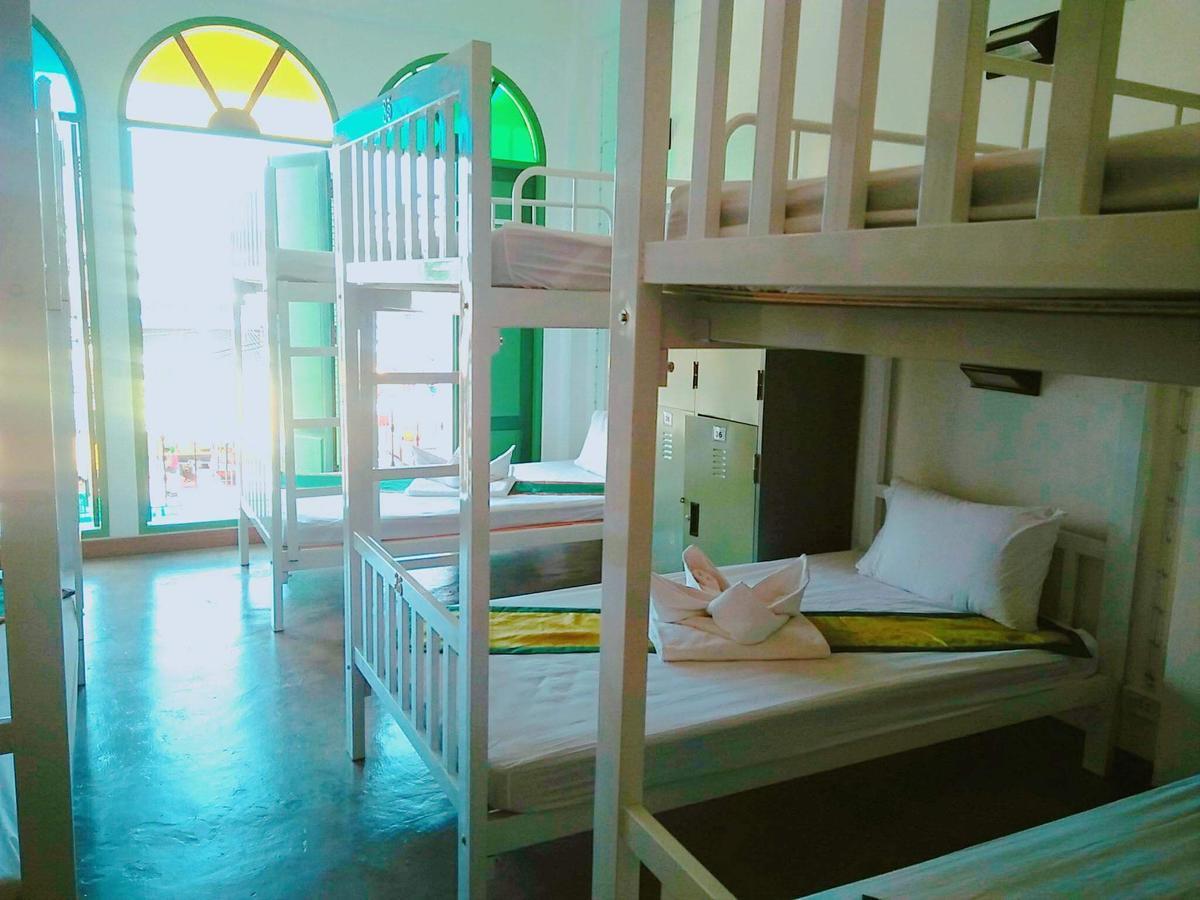 Siri Krabi Hostel Exterior photo